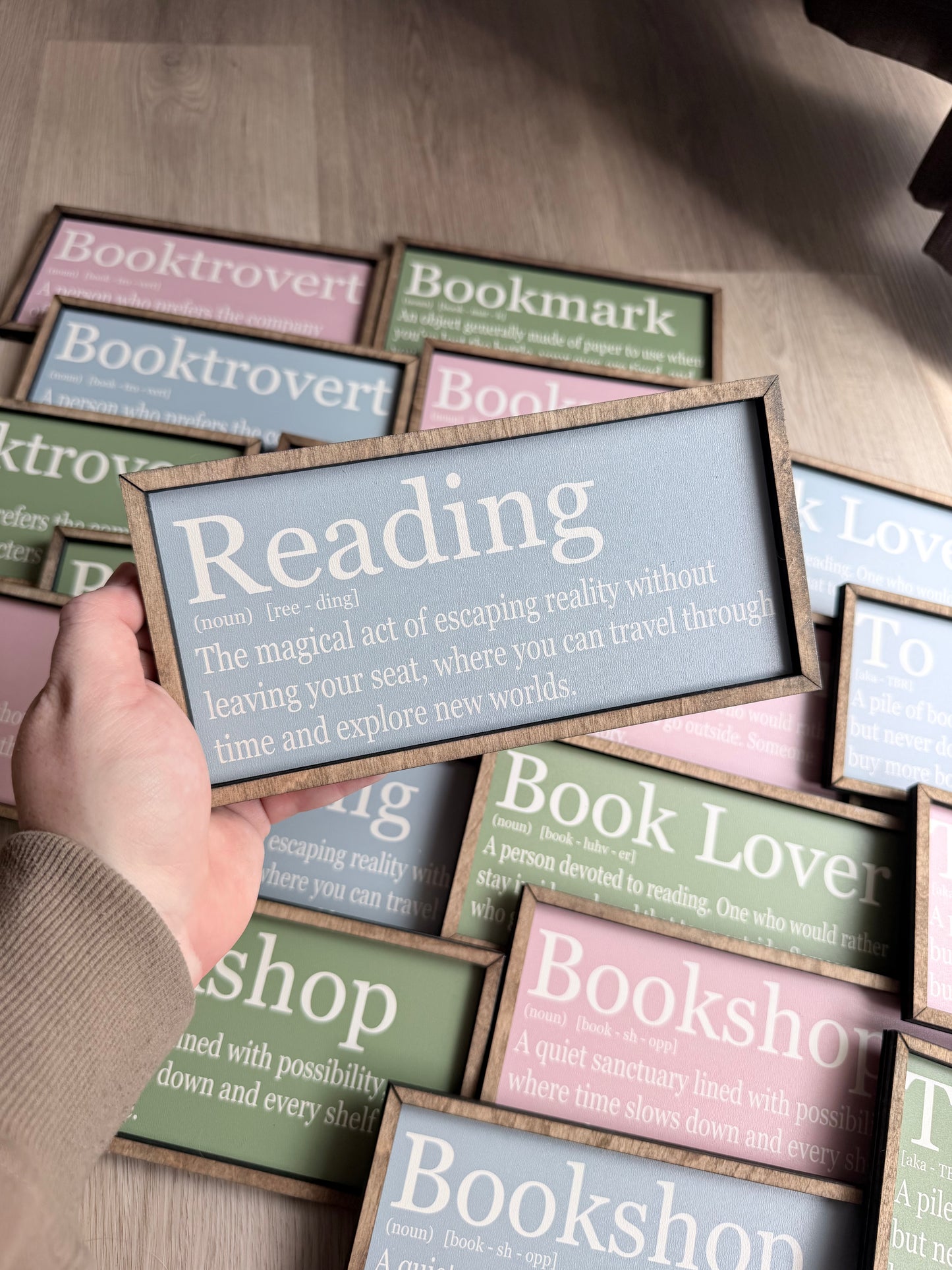 Shelfie - Reading Definition