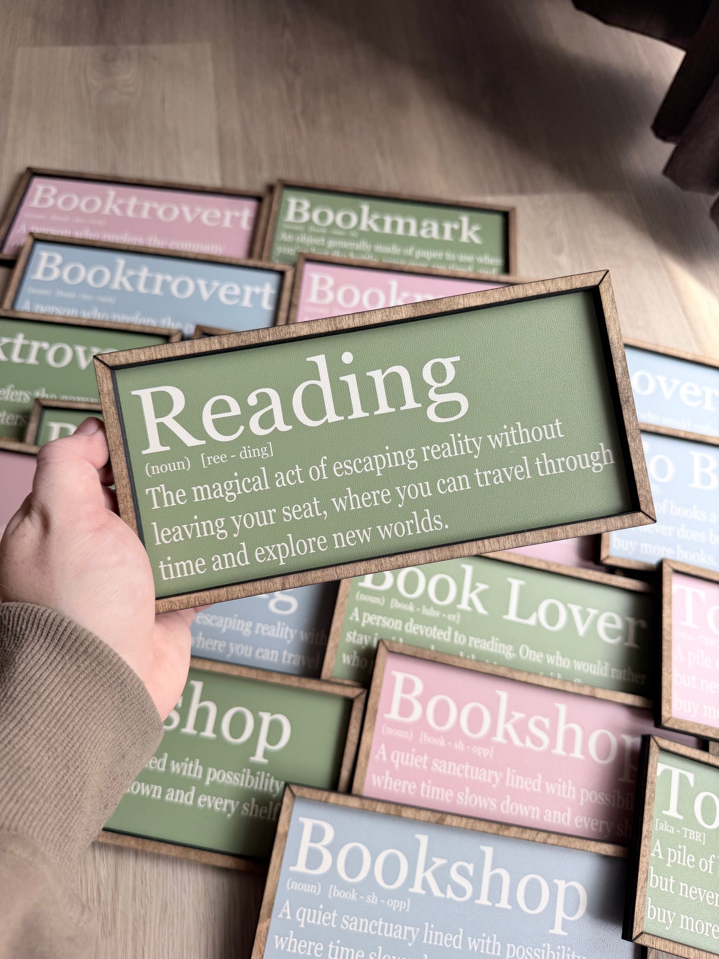 Shelfie - Reading Definition