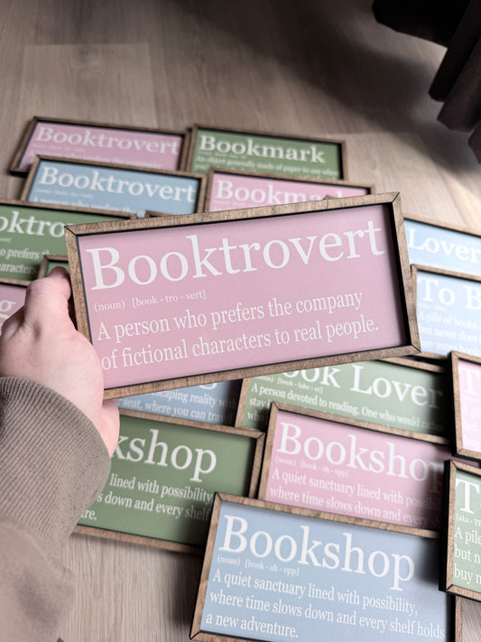 Shelfie - Booktrovert Definition