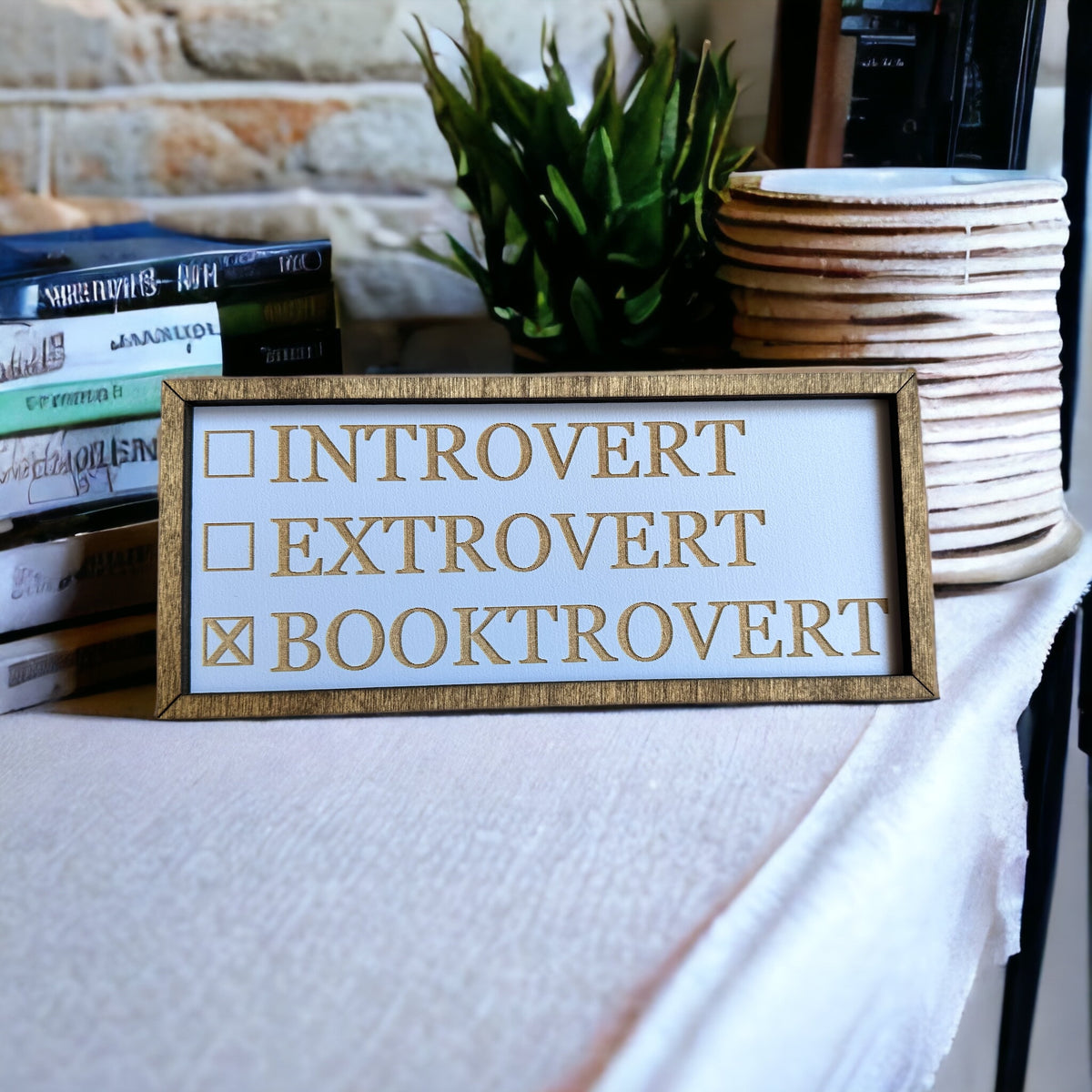 Shelfie - I am a Booktrovert