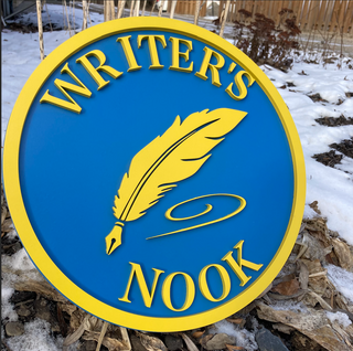 Customizable Writer's Nook